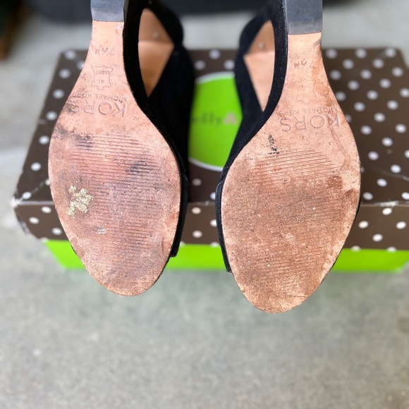 Kors-Michael Kors 7.5 ALL LEATHER w/ leather sole slingback wedge heels *Unique* - Picture 6 of 7